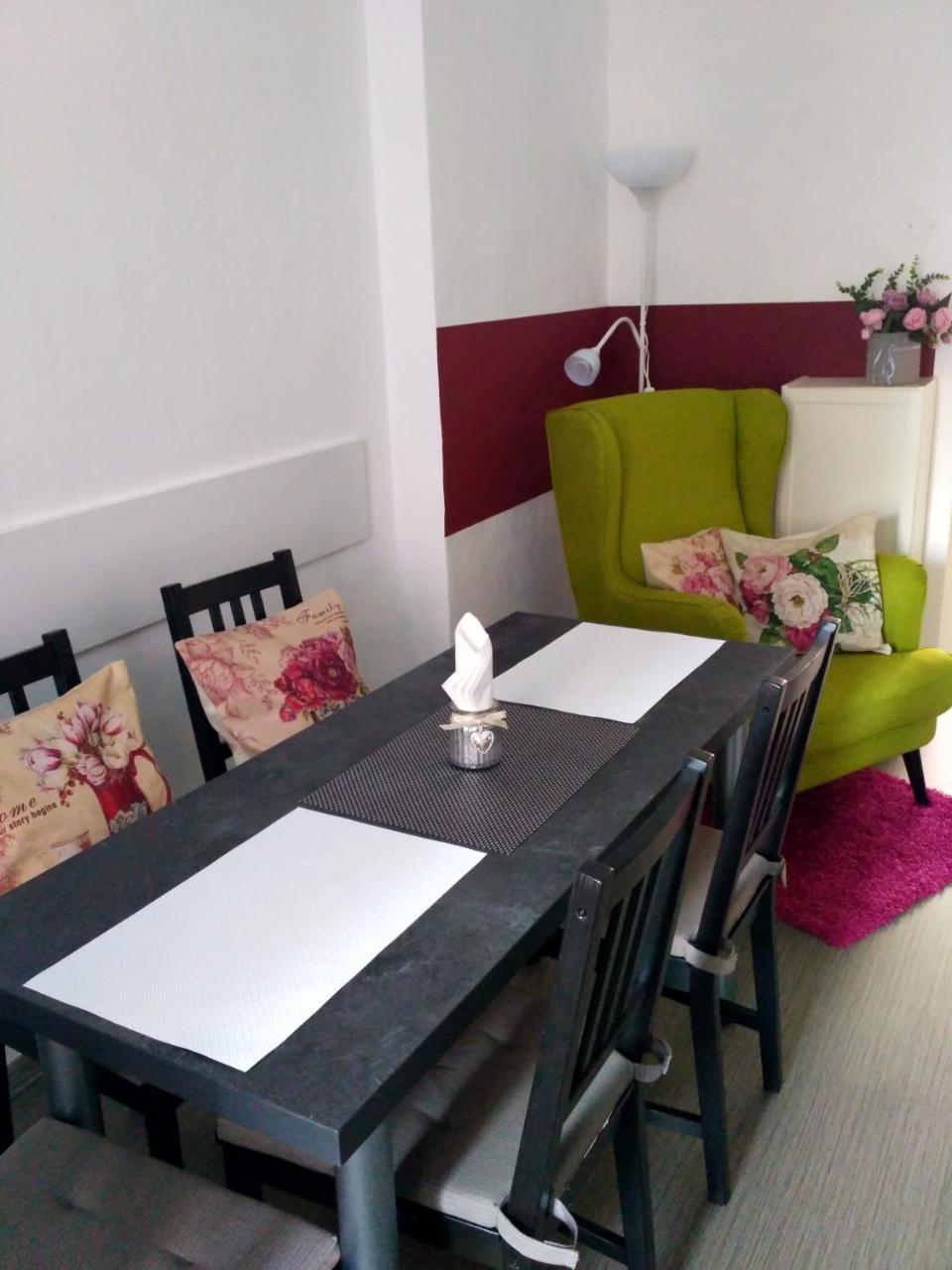 Apartman 4U Centrum + Free Parking Apartment Olomouc Exterior photo